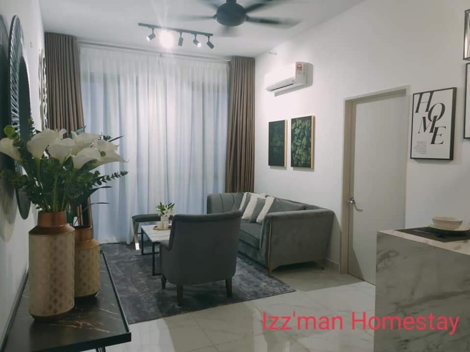 Izz'man Level 33 Troika Apartment Kota Bharu