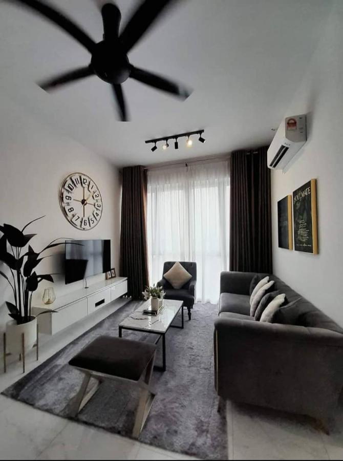 Apartment Izz'man Level 33 Troika *
